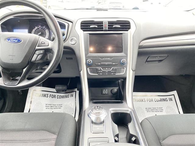 $15950 : 2020 FORD FUSION2020 FORD FUS image 10