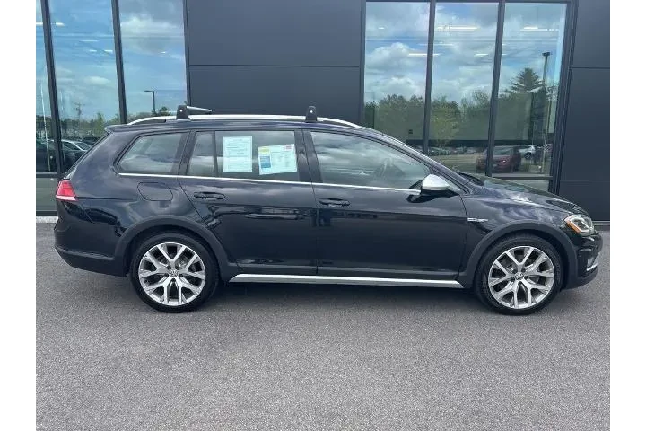 $15995 : Volkswagen Golf Alltrack 201 image 3