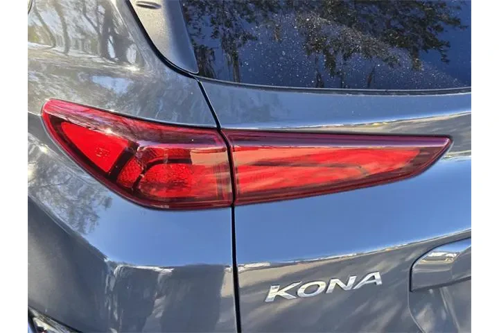 $18997 : Hyundai KONA 2023 N Line 4dr image 8