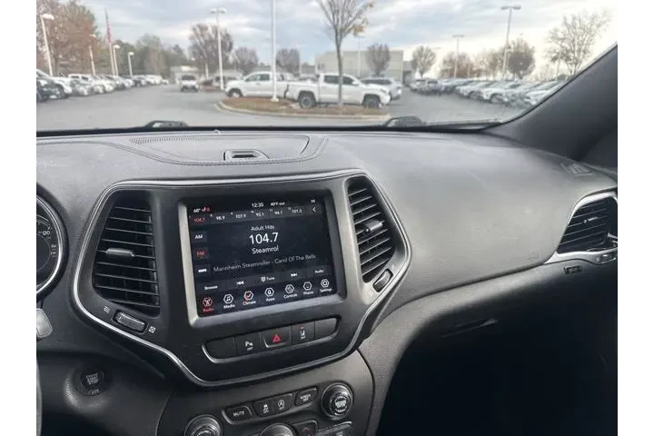 $20951 : Jeep Cherokee 2021 4x4 Latit image 8