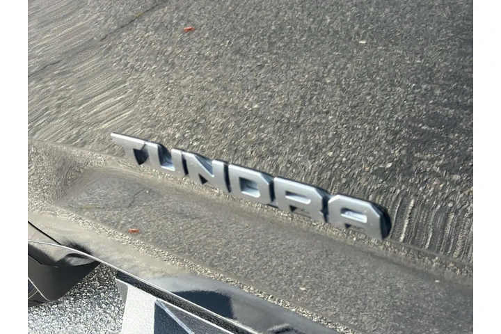 $39086 : Toyota Tundra 2023 4x4 SR5 4 image 7