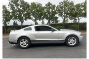 $15989 : Ford Mustang 2012 V6 2dr Fas thumbnail