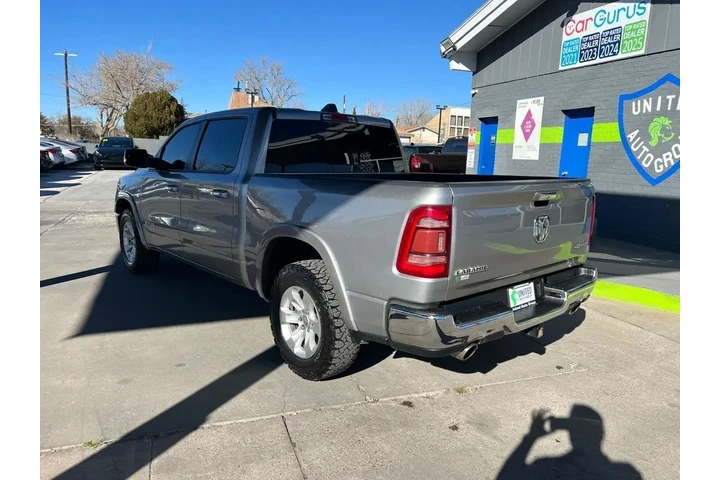 2019 RAM 1500 Laramie Crew Ca image 6