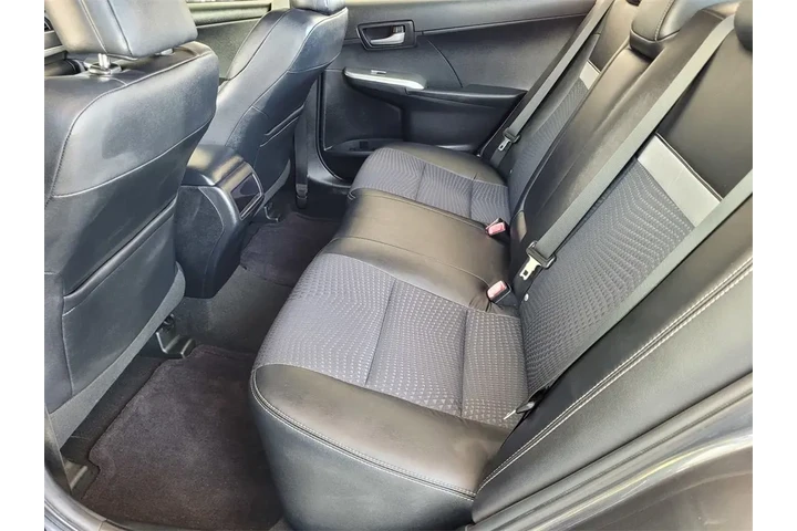 $8799 : 2012 Camry SE image 8