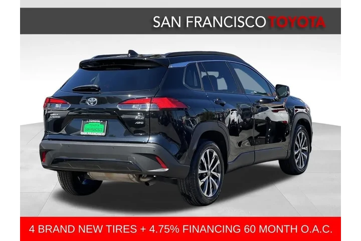 $29999 : 2024 Corolla Cross XLE image 5