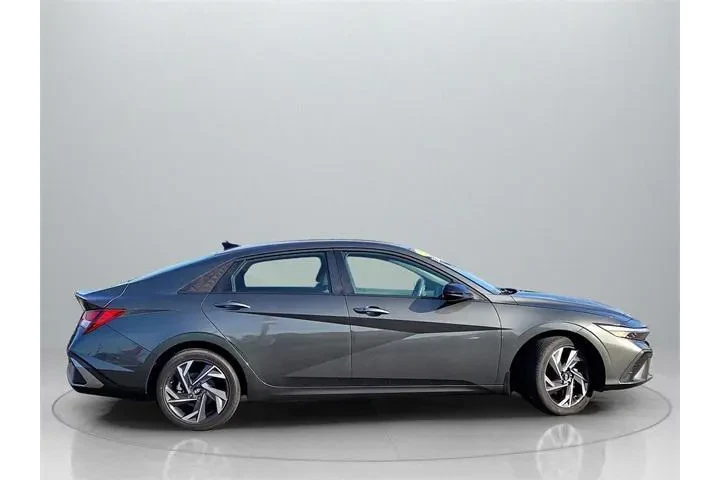 $20992 : Hyundai ELANTRA 2025 SEL Spo image 9