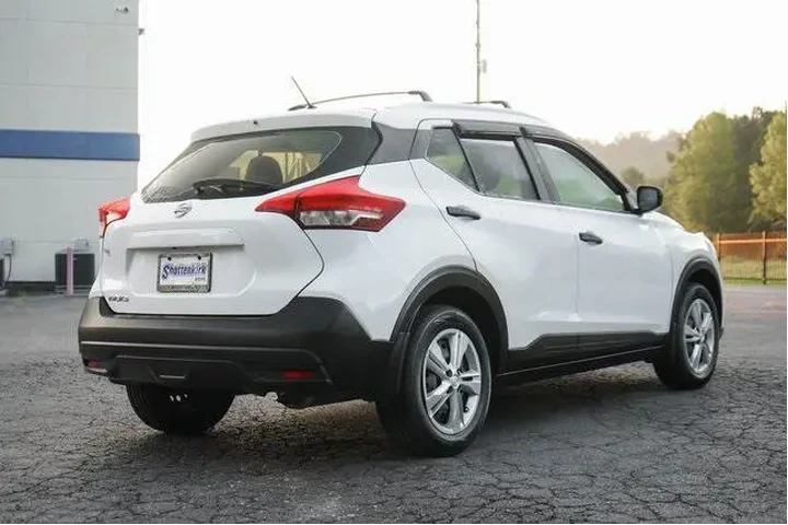 $11250 : Nissan Kicks 2019 S 4dr Cros image 9
