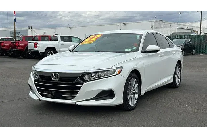 $27484 : Honda Accord 2022 LX 4dr Sed image 1