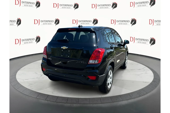 $10995 : 2017 CHEVROLET TRAX2017 CHEVR image 4
