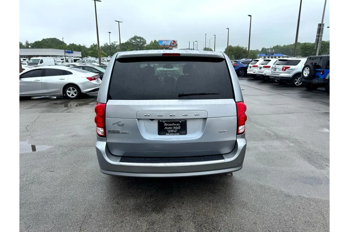 $7450 : 2019 Grand Caravan GT Wagon image 3