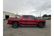 $31795 : GMC Sierra 1500 2018 4x4 SLT thumbnail
