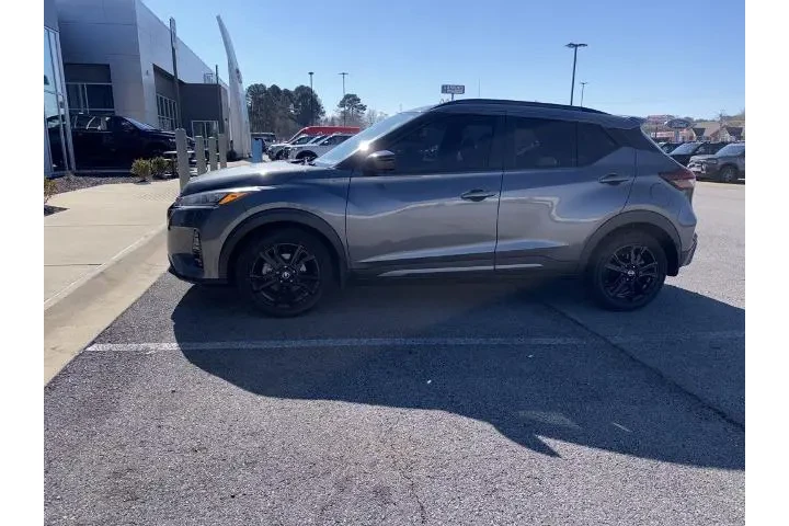 $18449 : Nissan Kicks 2021 SR 4dr Cro image 3