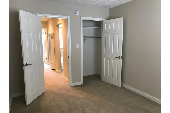 $1200 : Cozy 1-Bedroom and 1-Bathroom image 8