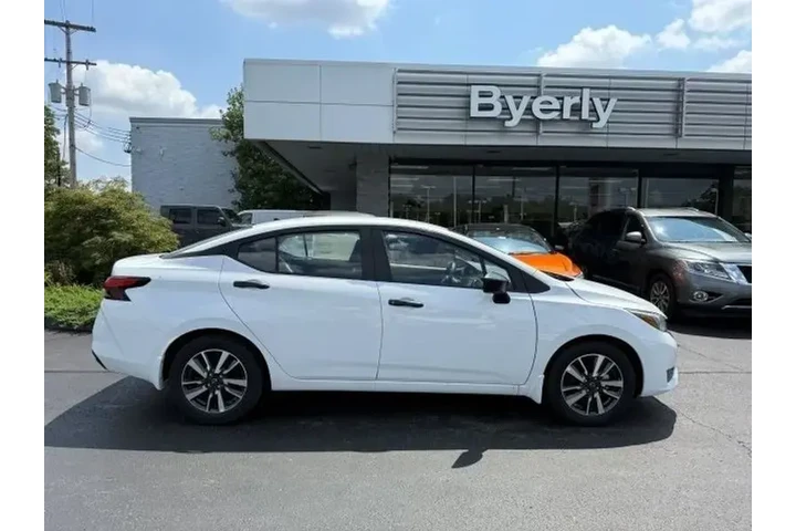 $20417 : Nissan Versa 2025 S 4dr Seda image 8