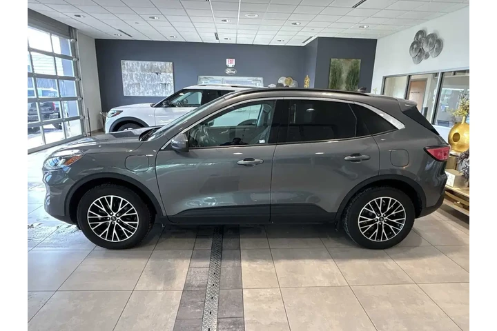 $20883 : Ford Escape Plug-In Hybrid 2 image 6