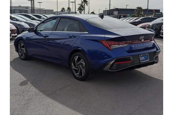 $24999 : Hyundai ELANTRA 2025 SEL Con image 4