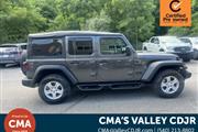 $37030 : PRE-OWNED 2022 JEEP WRANGLER thumbnail