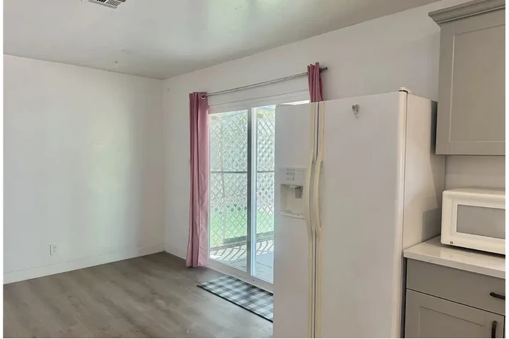 $850 : New Renovation cozy home image 5