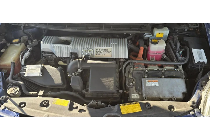 $3800 : Toyota Prius 2010 image 7