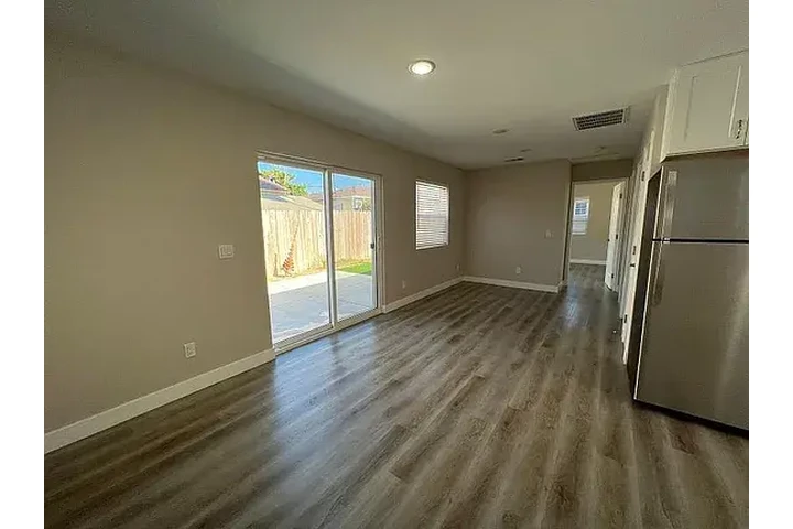 $1000 : SAN RAFAEL 1bed Apartamento image 5