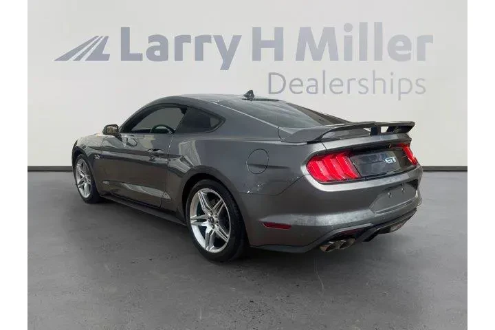 Ford Mustang 2021 GT 2dr Fas image 3