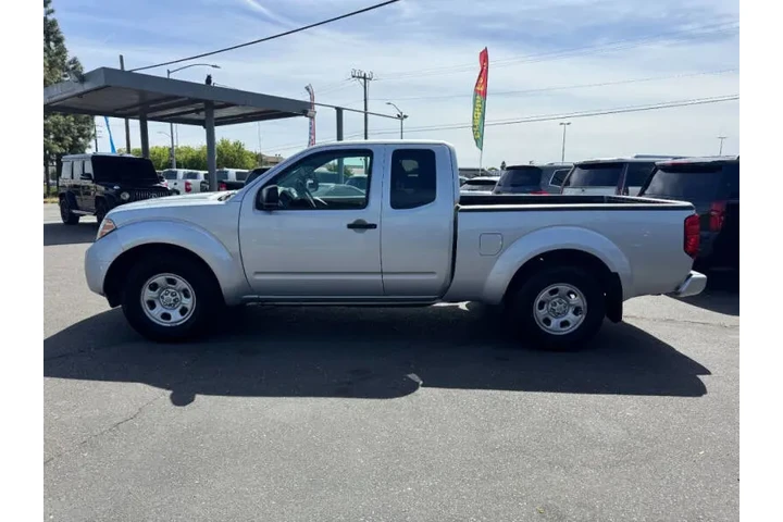 $14998 : 2021 Frontier S image 9