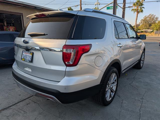 $14999 : 2017 Explorer Limited FWD image 6