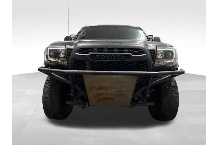 $13901 : Toyota Tacoma 2009 4x4 V6 4d image 6