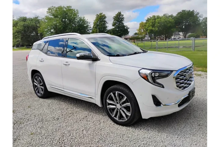 $16997 : 2018 GMC Terrain Denali image 8