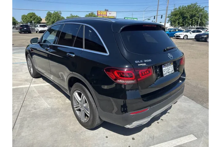 $27999 : 2021 Mercedes-Benz GLC GLC 300 image 4