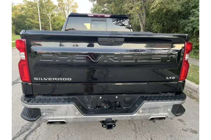 $26995 : 2019 Silverado 1500 LTZ image 6