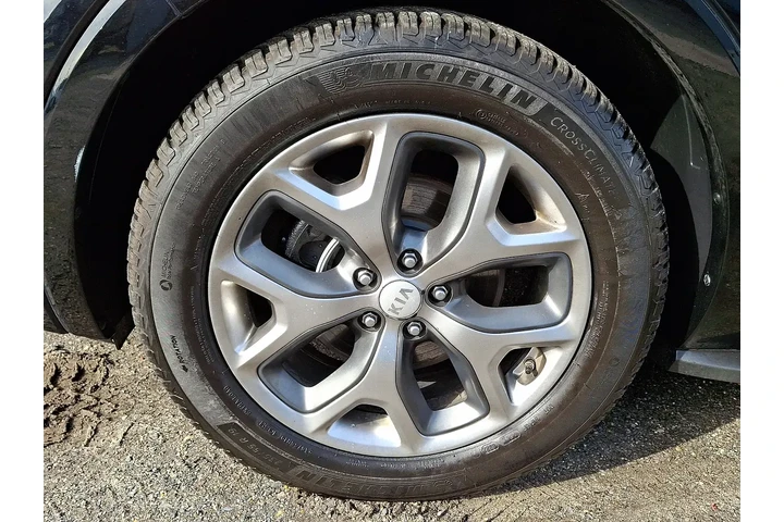 $16547 : Kia Sorento 2016 AWD SX Limi image 9