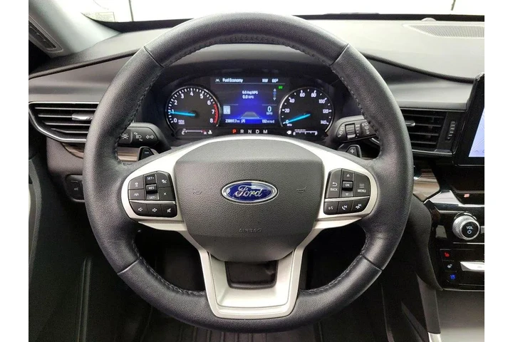 $31998 : Ford Explorer 2021 AWD Limit image 10