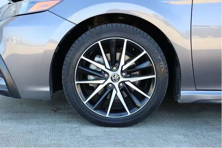 $24255 : Toyota Camry 2023 SE 4dr Sed image 9