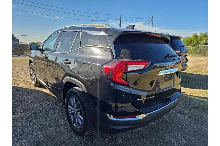 $22163 : GMC Terrain 2024 AWD SLT 4dr image 2