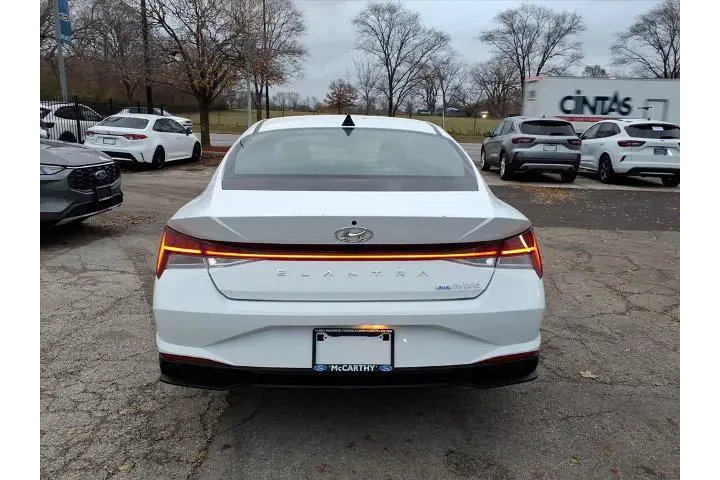 $18863 : Hyundai ELANTRA Hybrid 2022 image 4