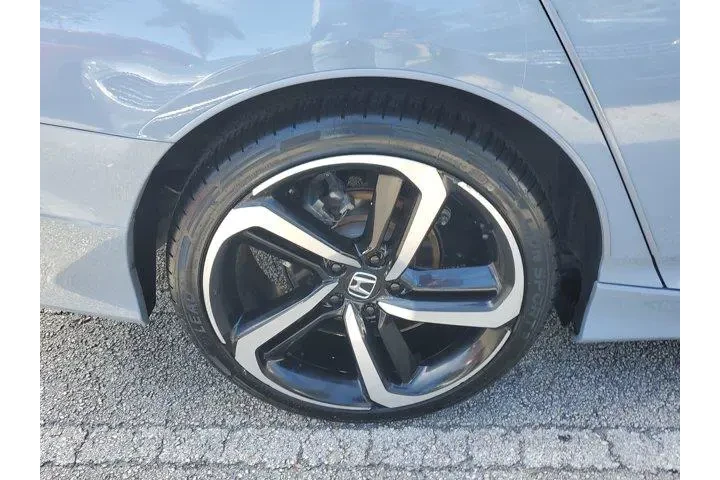 $19490 : Honda Accord 2021 Sport Spec image 7