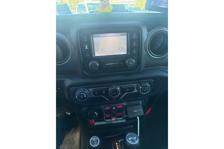 $23490 : Jeep Wrangler Unlimited 2020 image 3