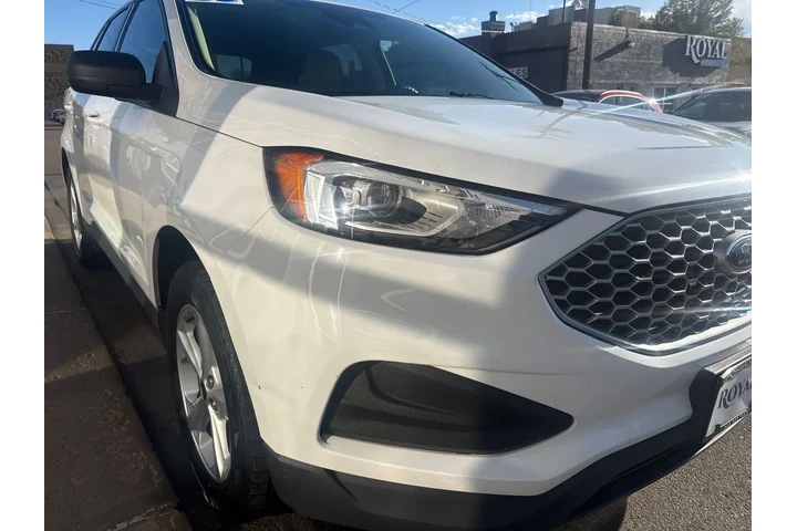 $23995 : 2023 Edge SE image 6