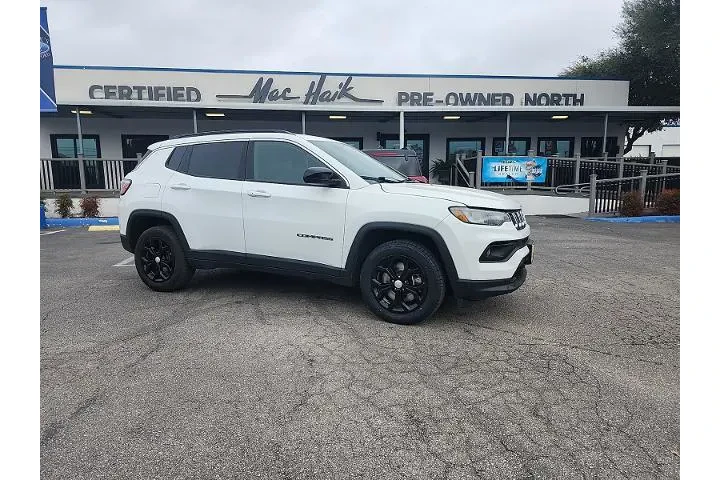 $18498 : Jeep Compass 2024 4x4 Latitu image 1