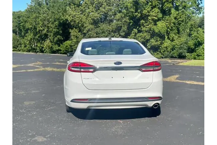$6500 : 2017 Fusion S image 6