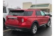 $34995 : Ford Explorer 2023 AWD XLT 4 thumbnail
