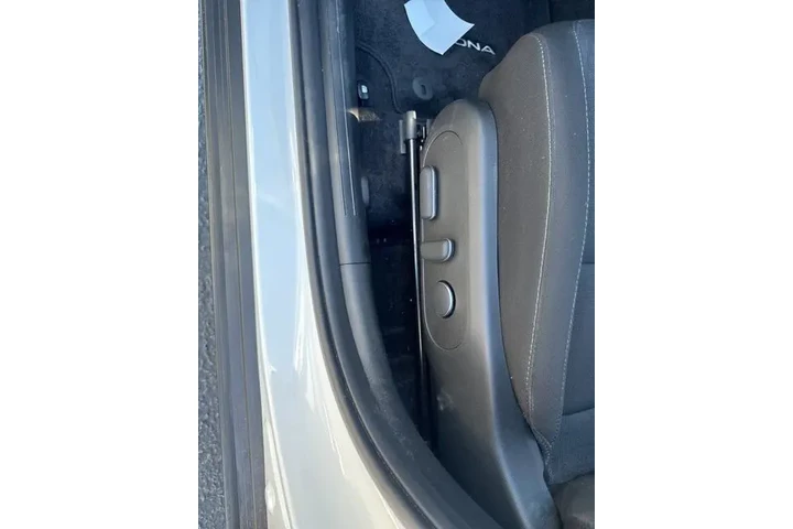 $22900 : Hyundai KONA 2024 SEL 4dr Cr image 5