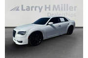 Chrysler 300 2022 Touring L