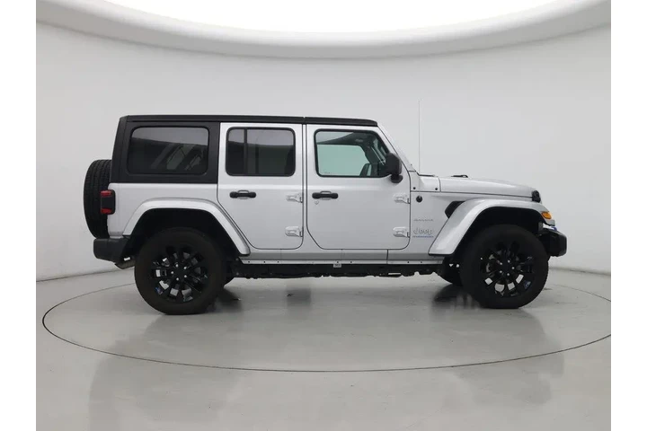 $33998 : Jeep Wrangler 2023 4x4 Sahar image 7