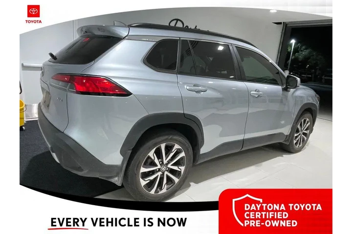 $26000 : Toyota Corolla Cross 2023 XL image 10