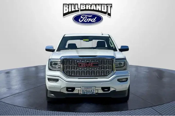 $28819 : GMC Sierra 1500 2016 4x4 Den image 4