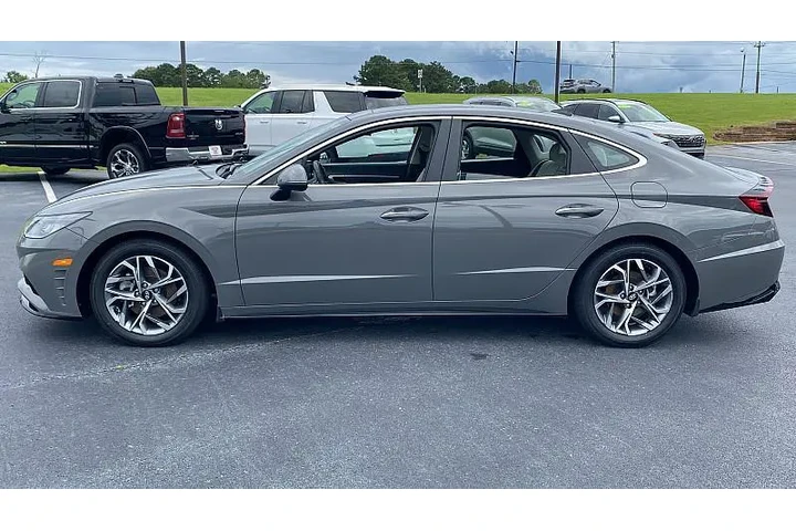 $21764 : Hyundai SONATA 2022 SEL 4dr image 4