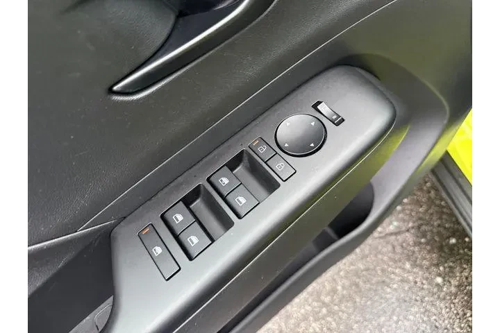 $22687 : Hyundai KONA 2025 SE 4dr Cro image 10