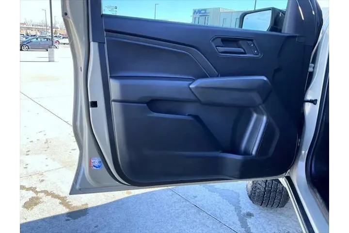 $36633 : Chevrolet Colorado 2023 4x4 image 10